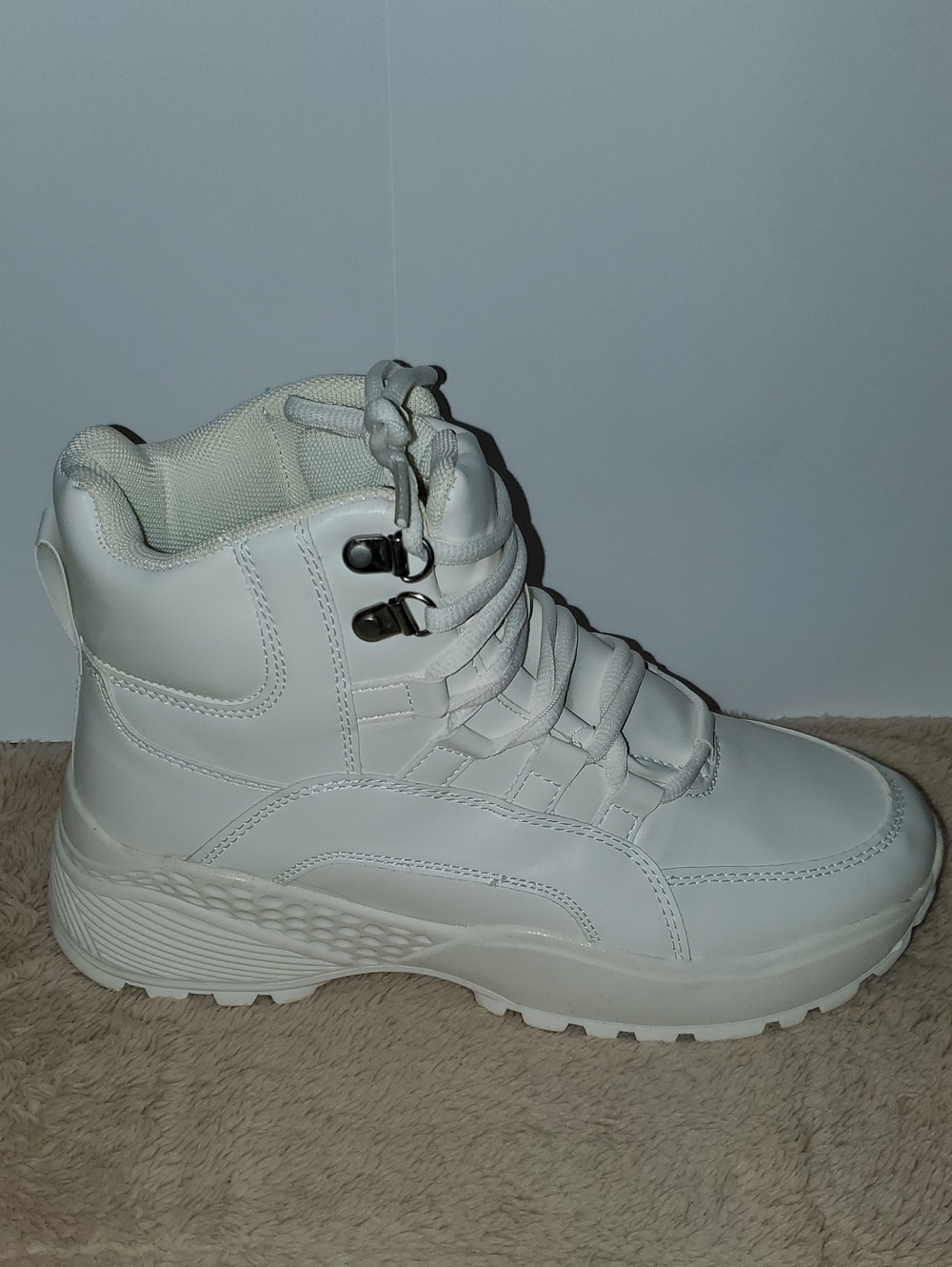 Wild Fable White Lace-Up High-Top Boot Sneaker